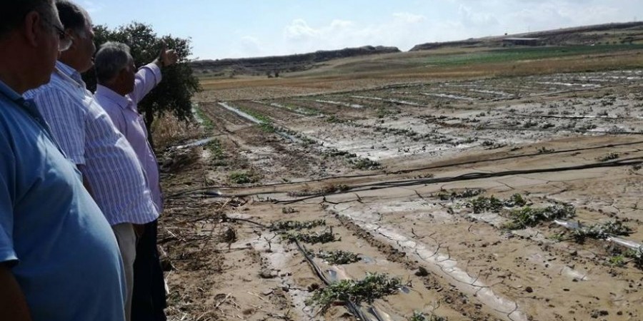 Μετρούν πληγές από τις έντονες βροχοπτώσεις οι γεωργοί