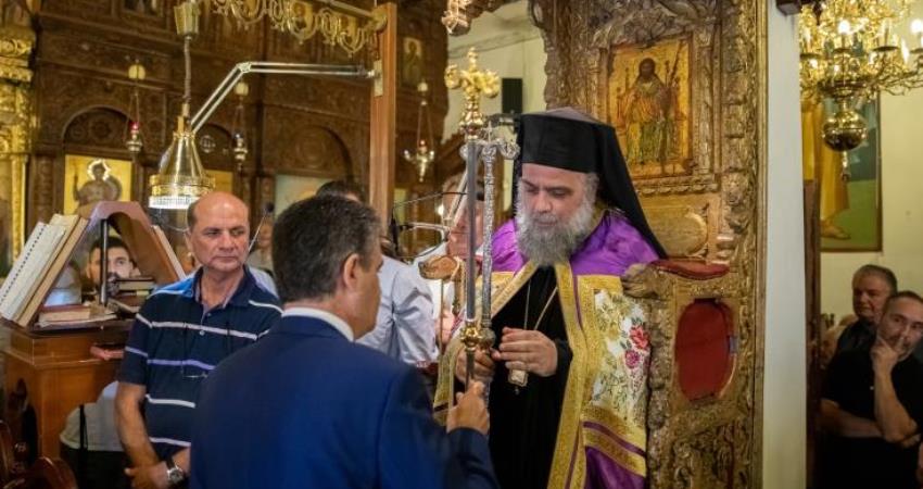 Με ποιμαντορική ράβδο τίμησε ο Δήμος Αραδίππου τον Μητροπολίτη Κιτίου Νεκτάριο