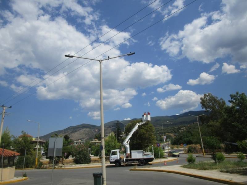 Αντικαταστάθηκαν οι λαμπτήρες οδικού φωτισμού με λαμπτήρες LED στο Δήμο Λευκάρων