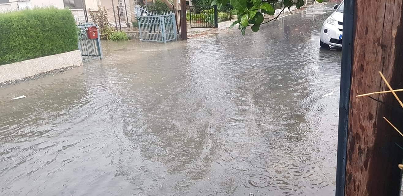 Σ’ επιφυλακή η Πυροσβεστική μετά τις ραγδαίες βροχοπτώσεις