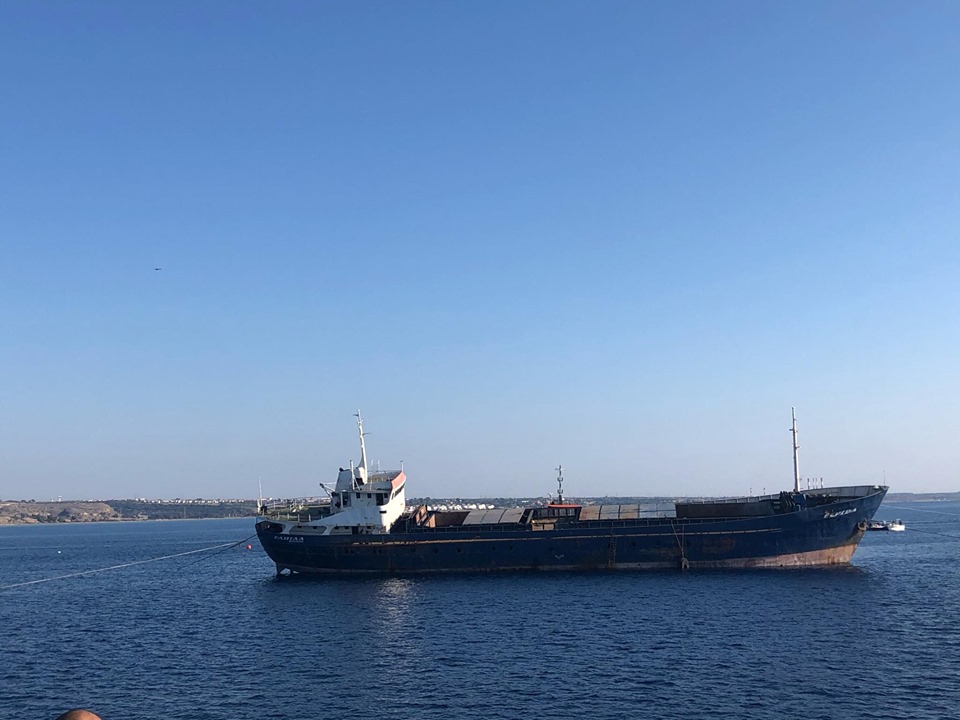 ΤΩΡΑ : Πόντιση του πλοίου Ελπίδα στην Λάρνακα (ΒΙΝΤΕΟ)