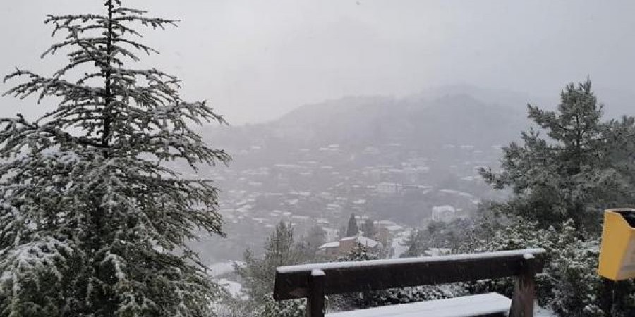 Με βροχές και χιόνια υποδέχεται η Κύπρος το νέο χρόνο