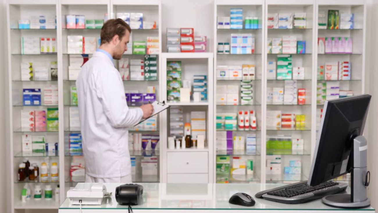 Πειθαρχικά μέτρα για τις αναπάντητες κλήσεις σε διανυκτερεύοντα φαρμακεία (VID)