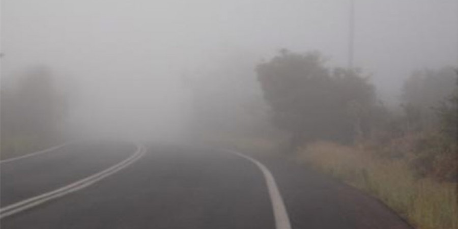 ΤΩΡΑ: Πυκνή ομίχλη στην περιοχή Λευκάρων