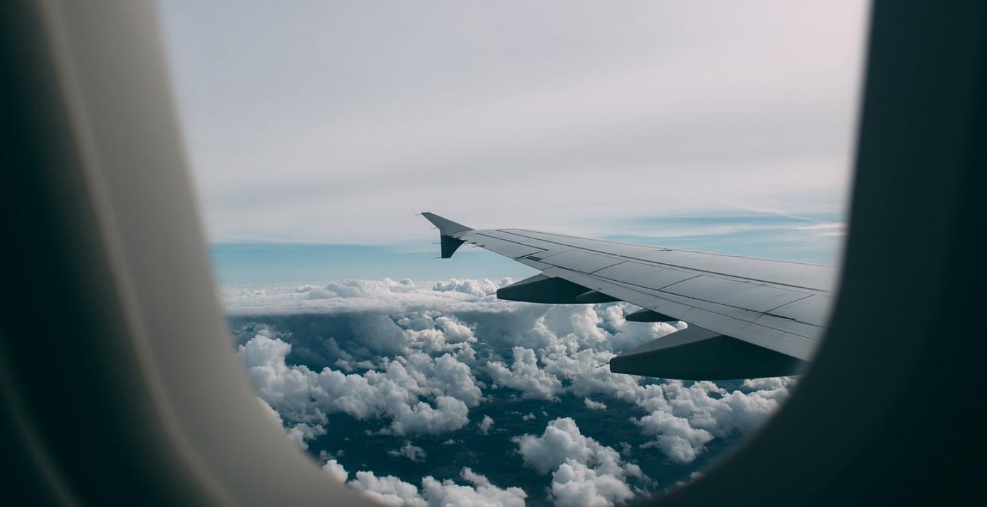 Κοροναϊός: Ποια θέση είναι πιο ασφαλής στο αεροπλάνο για να μην κολλήσετε