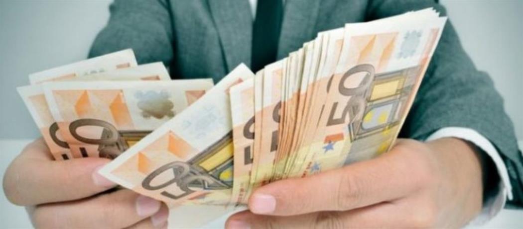 Μέσος ακαθάριστος μηνιαίος μισθός στα €1.938