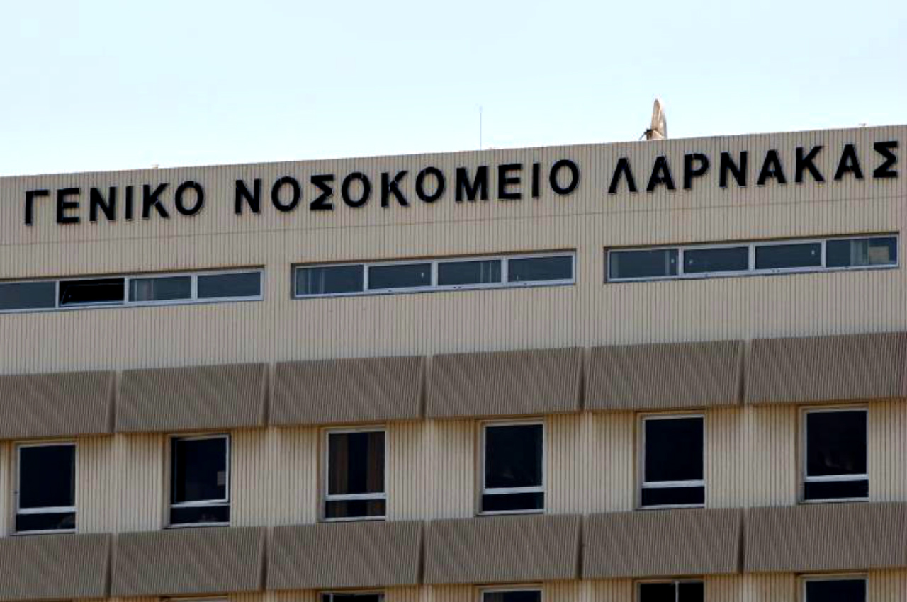 Τροχαίο αυτοκινητόδρομου : Η κατάσταση της οδηγού – Γέμισε ο δρόμος με κομμάτια από το αυτοκίνητο