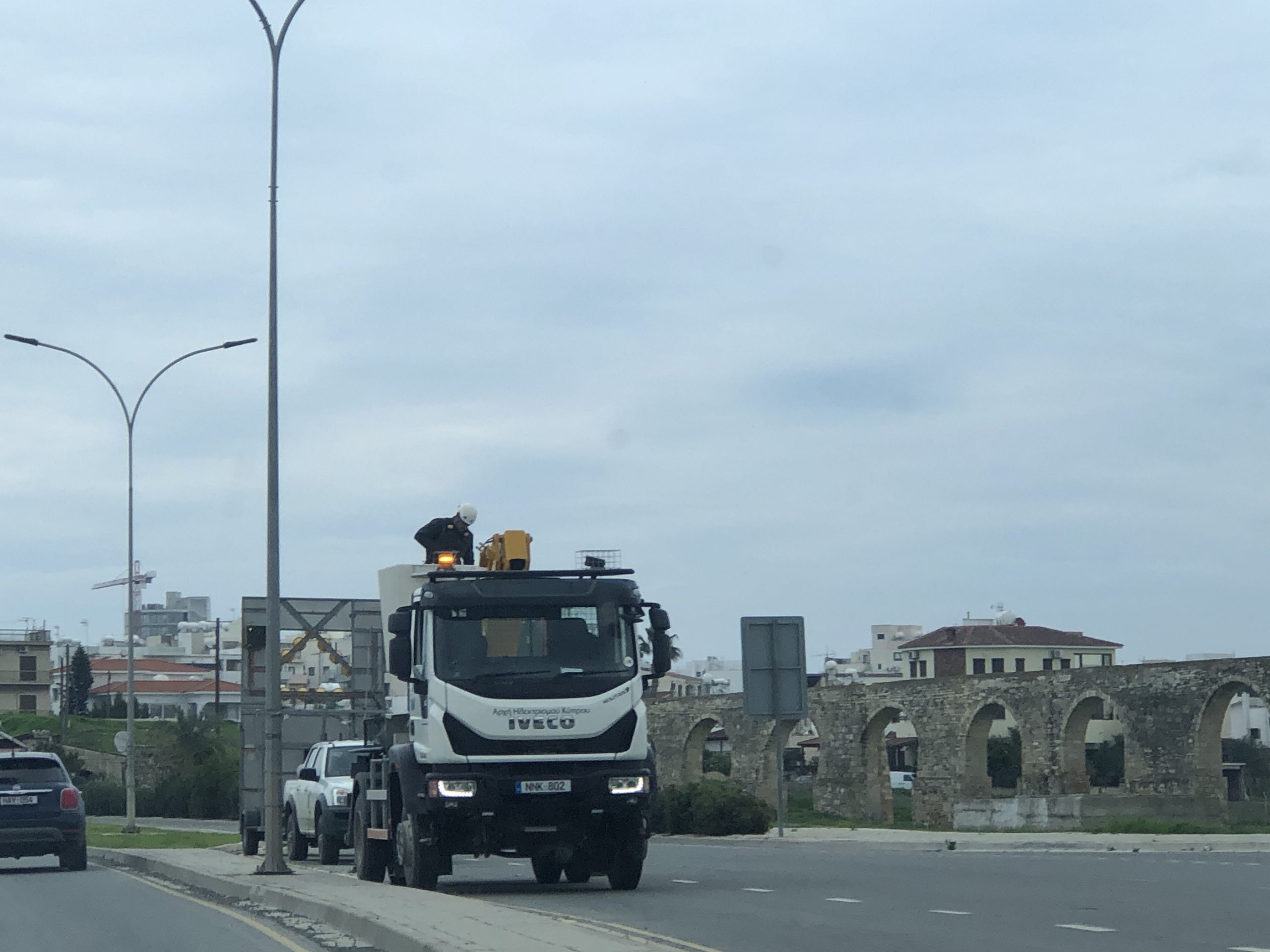 Εγκατάσταση λαμπτήρων LED στη Λάρνακα