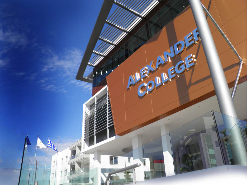 Alexander College: Ανταποκρίνεται άμεσα σε φοιτητές και κοινό