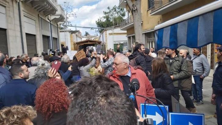 Σκέψεις για παράταση του κλεισίματος των οδοφραγμάτων