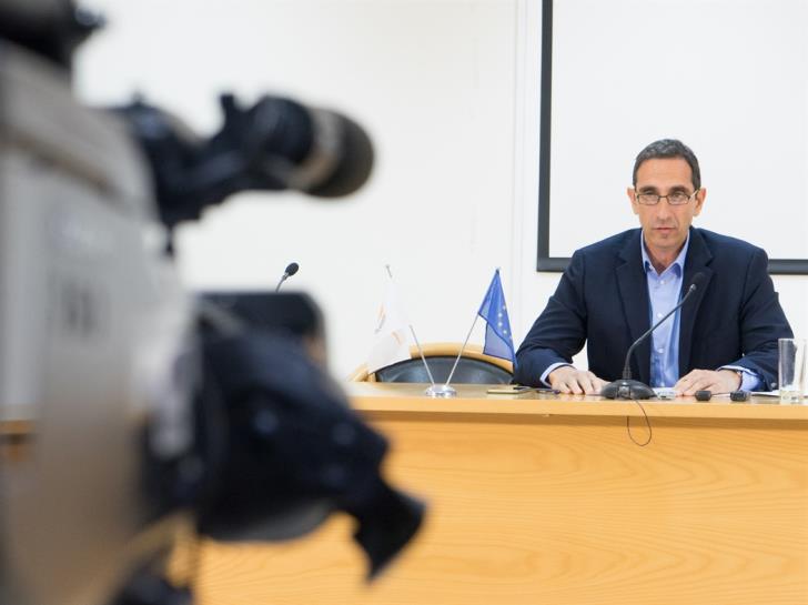 Δραματική έκκληση Υπουργού Υγείας στην ιατρική κοινότητα