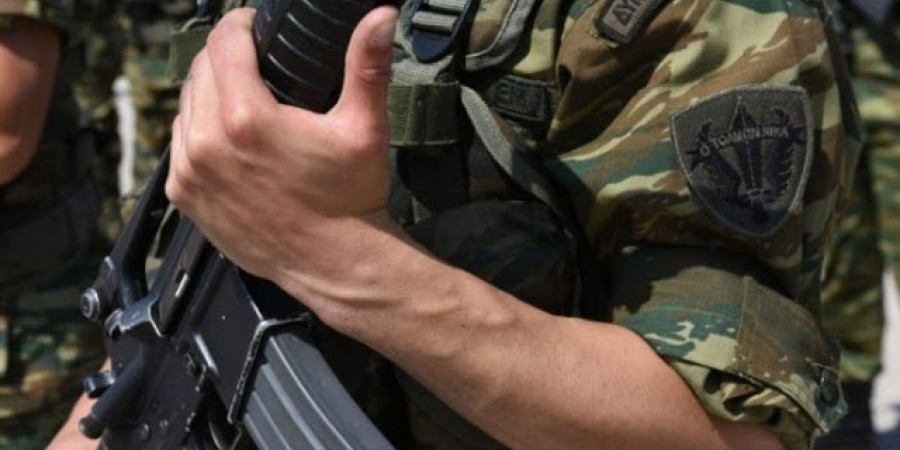 Tώρα: Δύο στρατιώτες ελέγχονται ως νέα ύποπτα κρούσματα