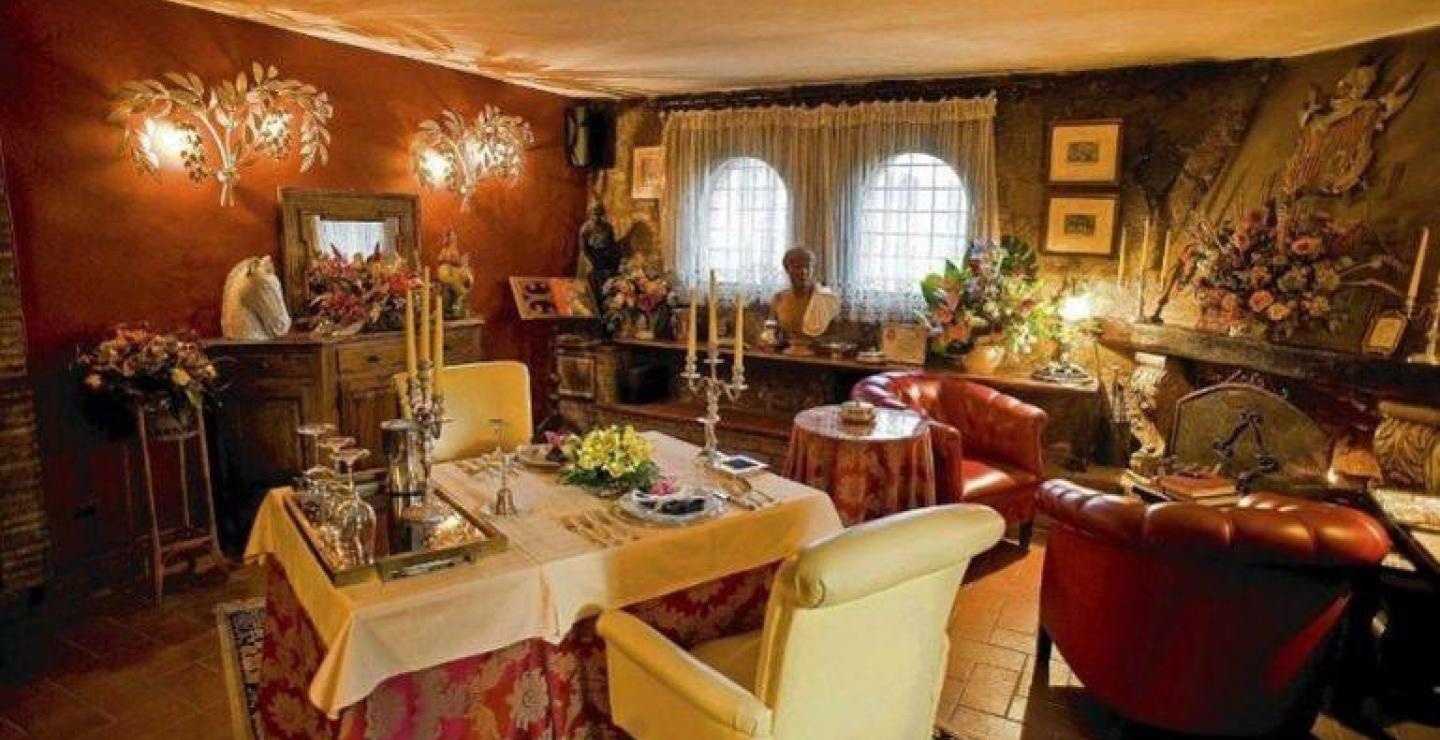Το πιο ρομαντικό εστιατόριο του κόσμου χωράει μόνο δυο άτομα