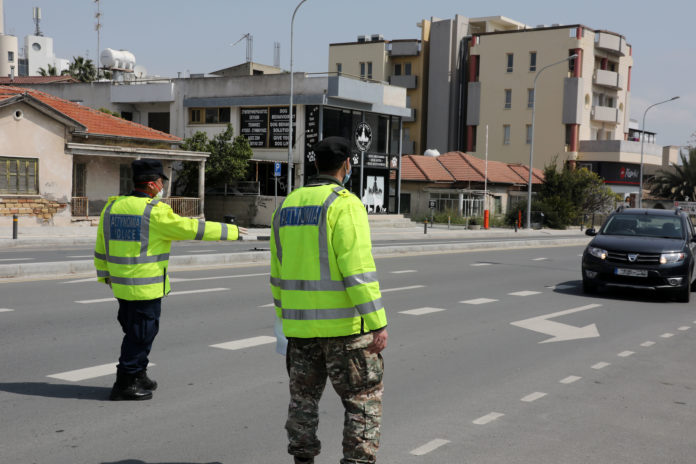 Οι έλεγχοι και οι καταγγελίες για αχρείαστες μετακινήσεις σε αριθμούς