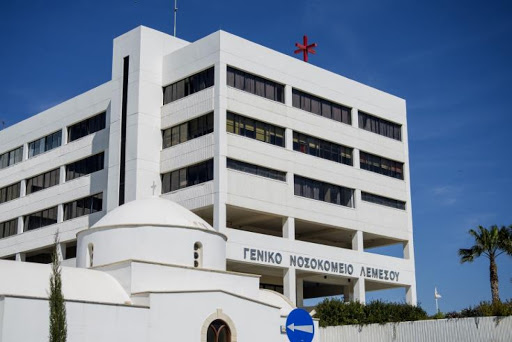 Τρία πρόσωπα διασωληνωμένα στο ΓΝ Λεμεσού