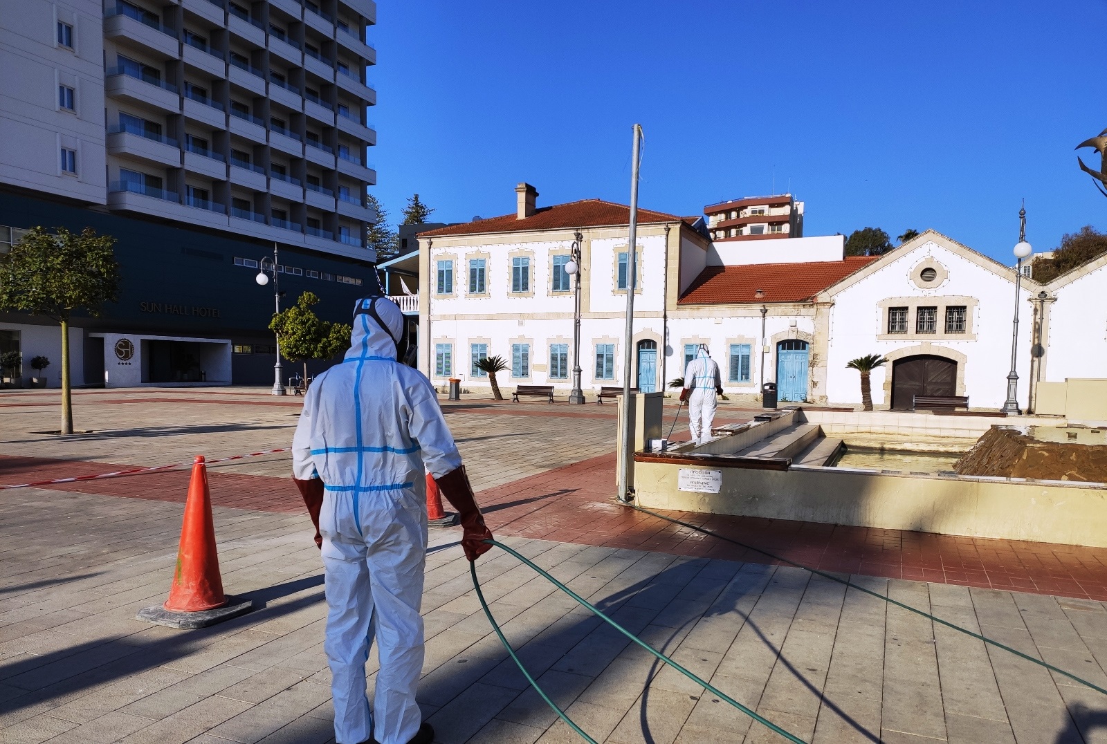 Επιπλέον μέτρα προφύλαξης με απολυμάνσεις από το Δήμο Λάρνακας (ΦΩΤΟ)