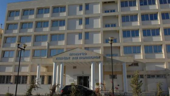 Αναβάλλονται όλες οι προγραμματισμένες εξετάσεις έως τις 9 Μαΐου