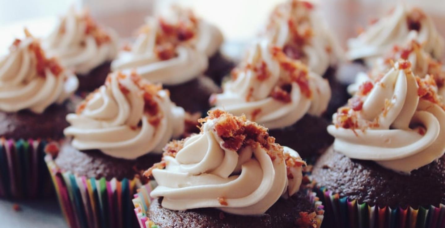 Η συνταγή για τα λαχταριστά chocolate cupcakes της βασίλισσας Ελισάβετ