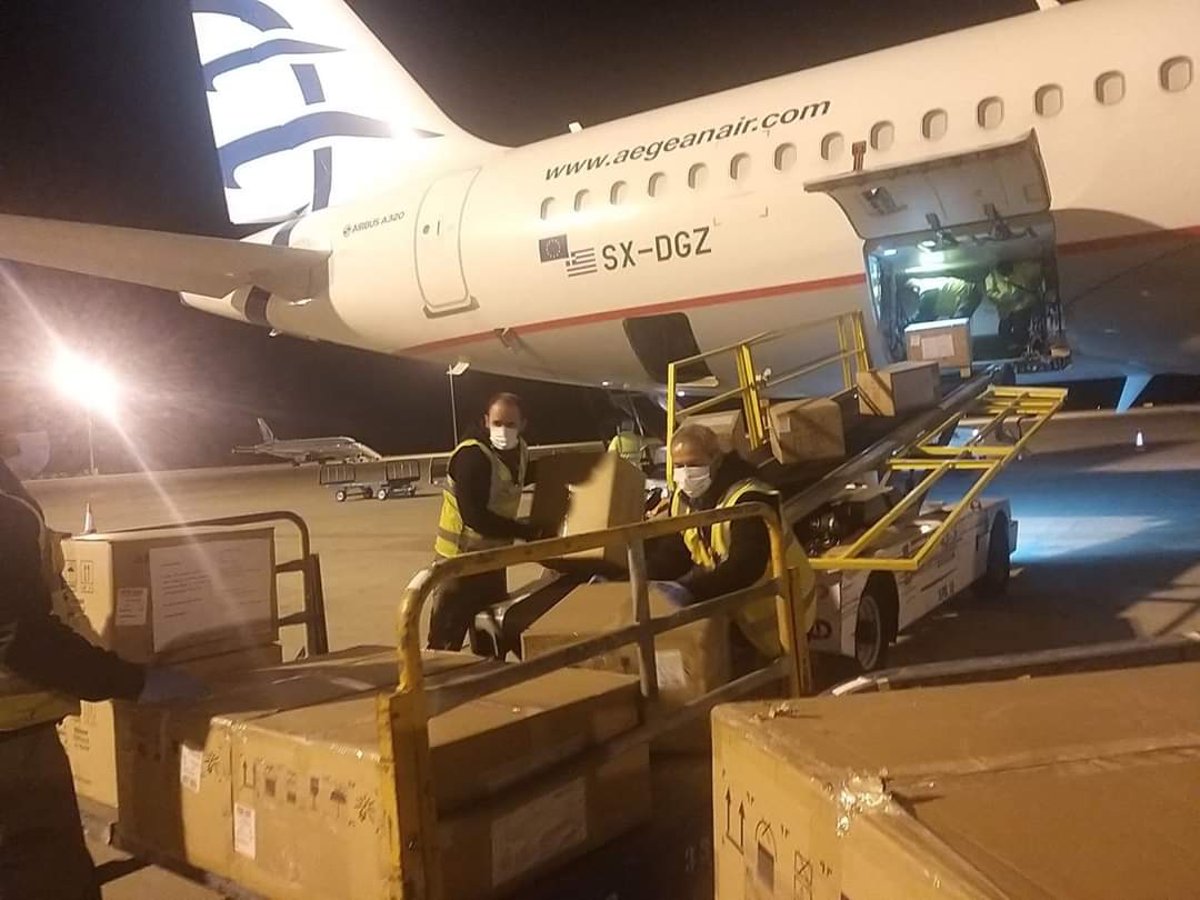 Αερ.Λάρνακας: Το συγκινητικό μήνυμα στα πακέτα που έφτασαν από Κίνα στην Κύπρο(ΦΩΤΟ)