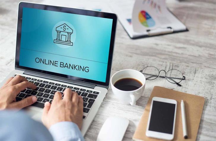 Αυξάνεται το online banking λόγω κορωνοϊού