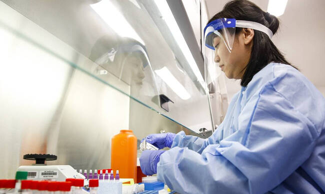 Κορωνοϊός: Σε προχωρημένο στάδιο η δοκιμή κινεζικού εμβολίου