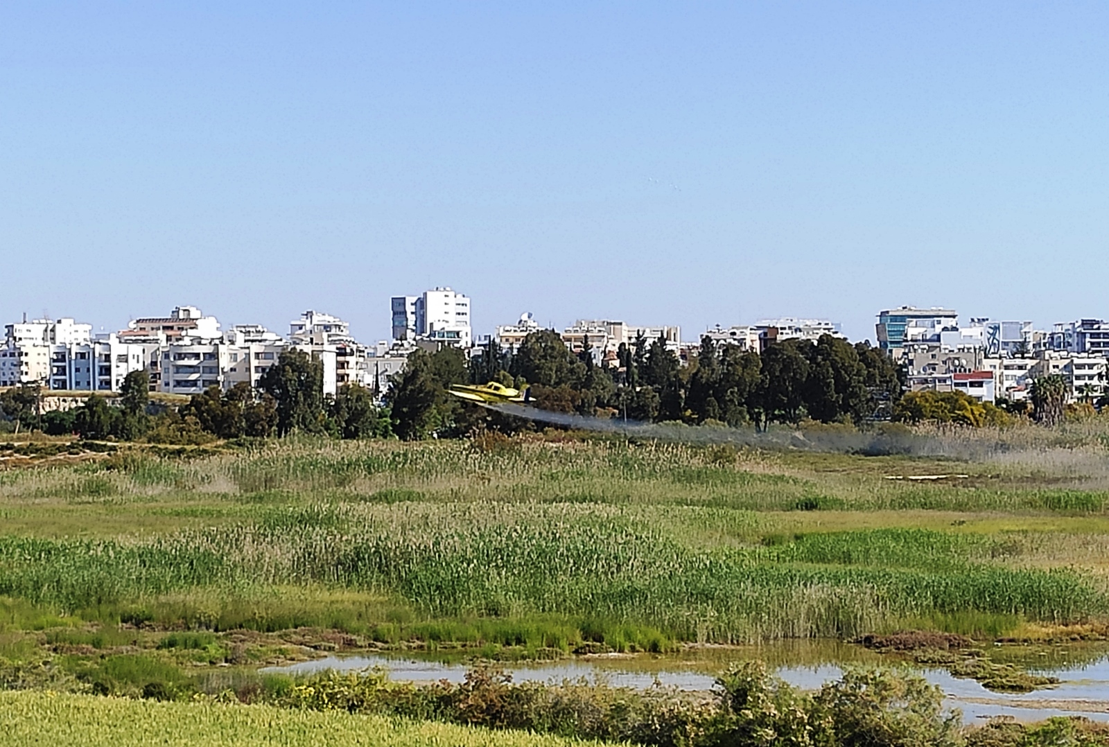 Νέοι αεροψεκασμοί διενεργήθηκαν από το Δήμο Λάρνακας, για καταπολέμηση των κουνουπιών