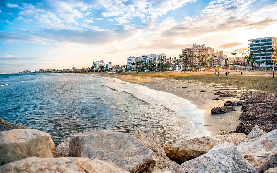 Εκδόθηκε κίτρινη προειδοποίηση για βροχές και καταιγίδες στην Κύπρο