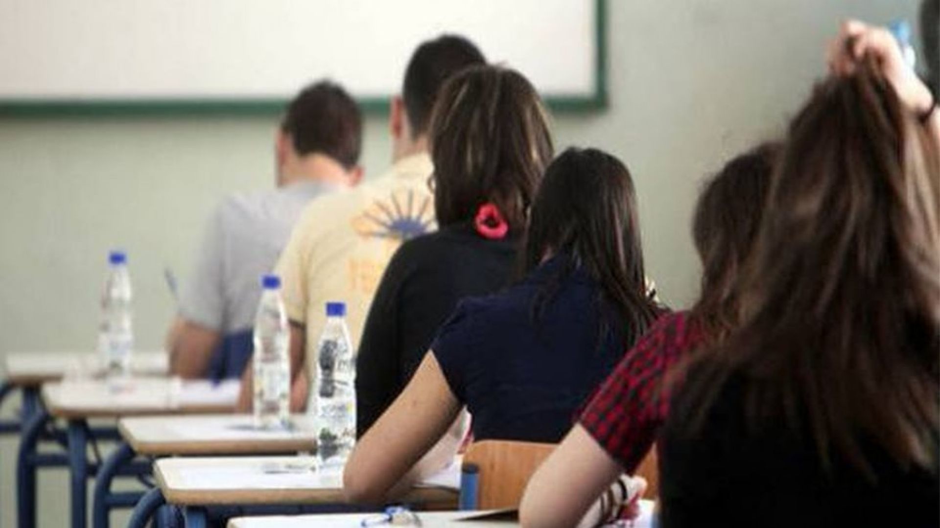Aνησυχίες για την ύλη των Παγκυπρίων