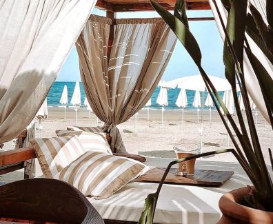 lushbeachbar_60467484_115786439657031_8092600626025601993_n