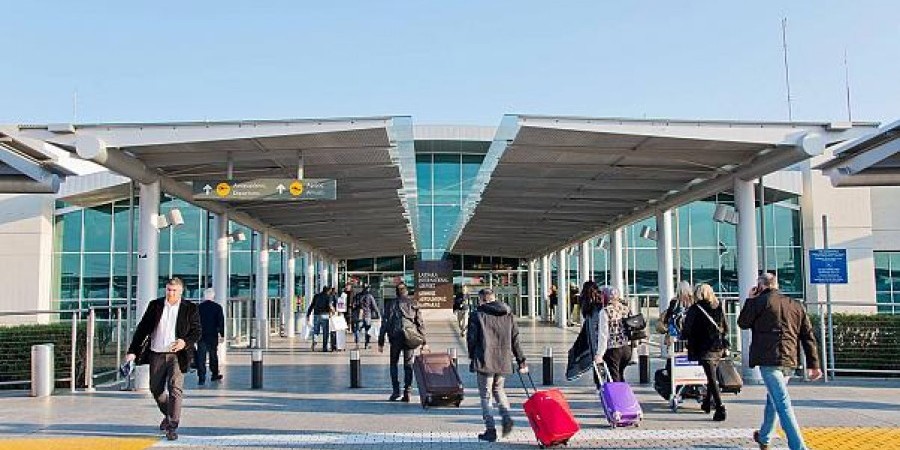 Εξι αφίξεις και επτά αναχωρήσεις σήμερα στο αεροδρόμιο Λάρνακας