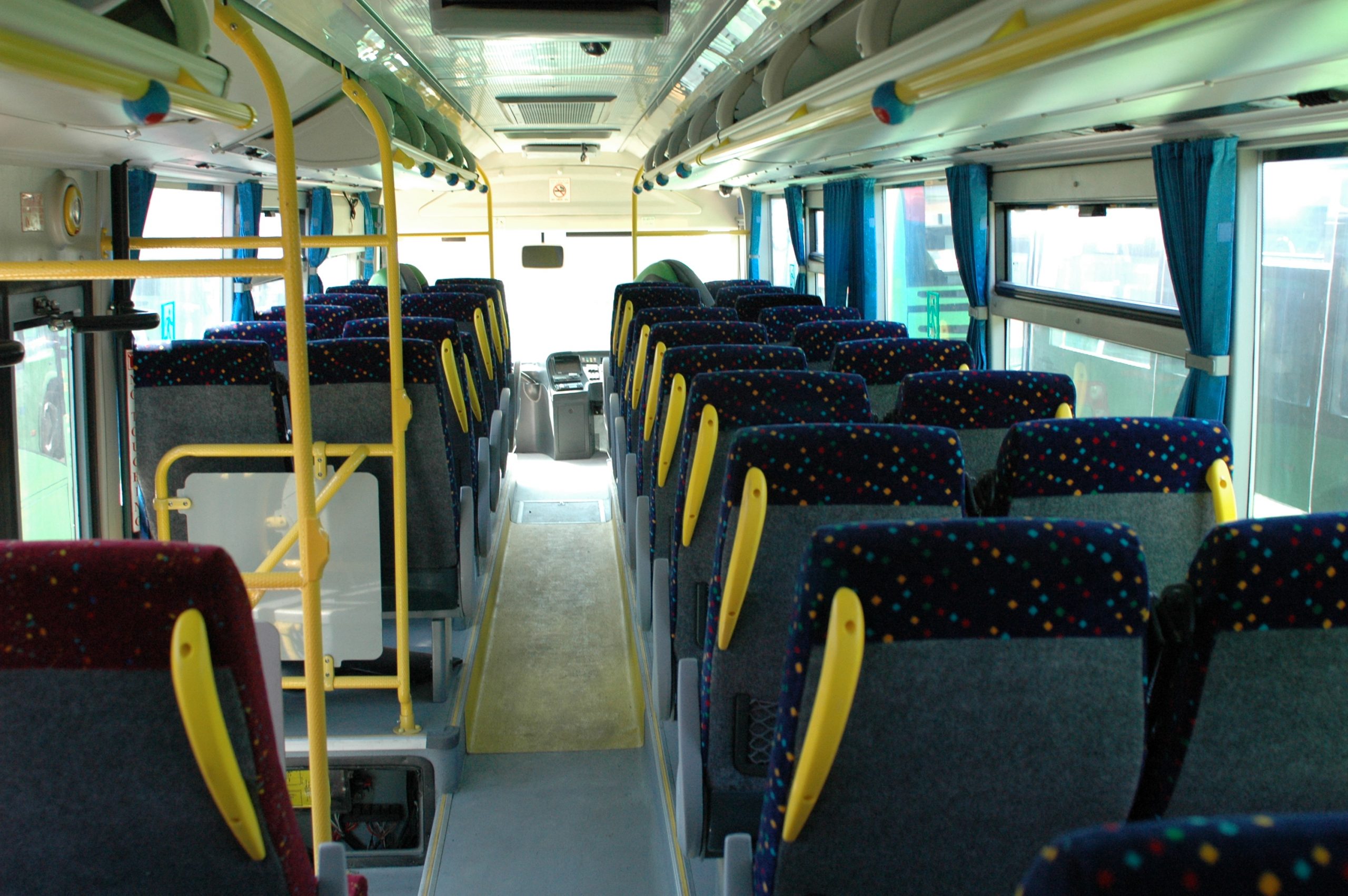 Νόμος για υποχρεωτική παράταση στα λεωφορεία