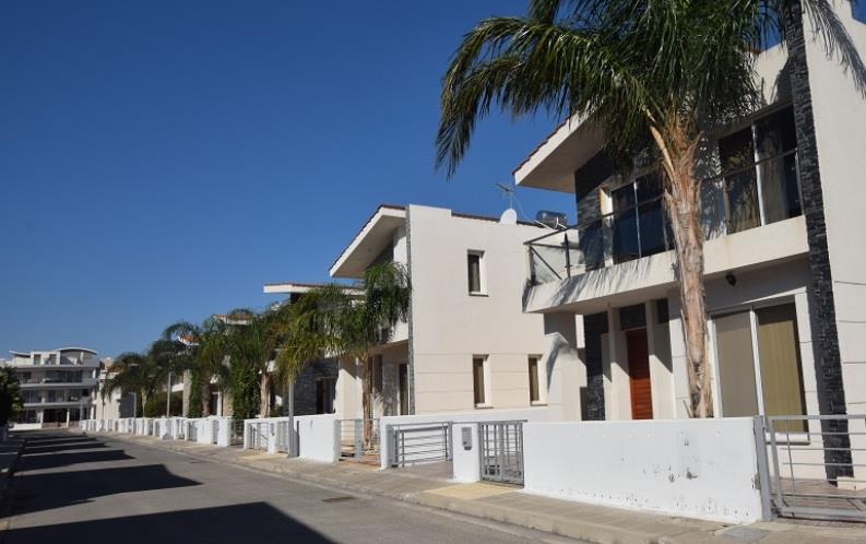 Tρ. Κύπρου: Deal €7,5 εκ. για οικιστική ανάπτυξη στην Πύλα  (φωτογραφίες)