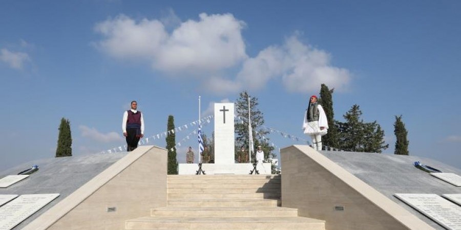 Eπιμνημόσυνος δέηση υπέρ πεσόντων αξιωματικών και οπλιτών στην εισβολή