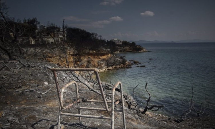 Ραγδαίες εξελίξεις για την φονική πυρκαγιά στο Μάτι: Εισαγγελική παρέμβαση μετά τις αποκαλύψεις για συγκάλυψη στοιχείων