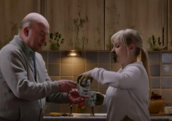 Η νέα διαφήμιση της Σκωτίας για τον κορωνοϊό – Ο παππούς, η εγγονή και η πράσινη γλίτσα (βίντεο)