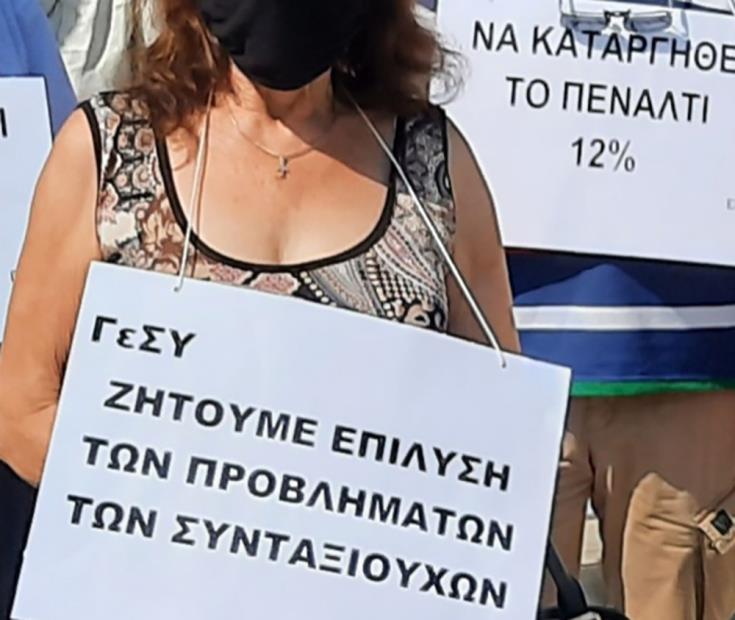Η ΕΚΥΣΥ ζητά άμεση συνάντηση με Υπ. Υγείας και ΟΑΥ, κύριο πρόβλημα το κόστος των φαρμάκων