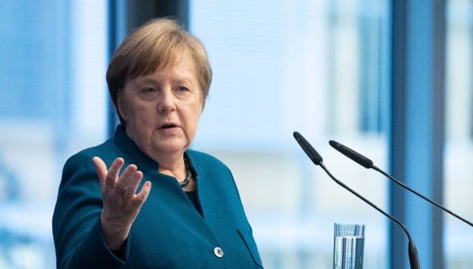 merkel-1021×580-681×387.jpg