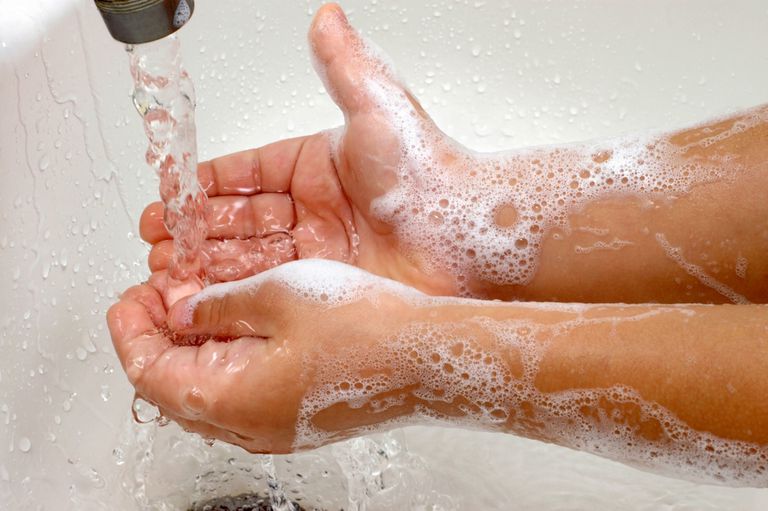 Πλένουμε σωστά τα χέρια μας; Τα πιο συχνά λάθη που κάνουμε