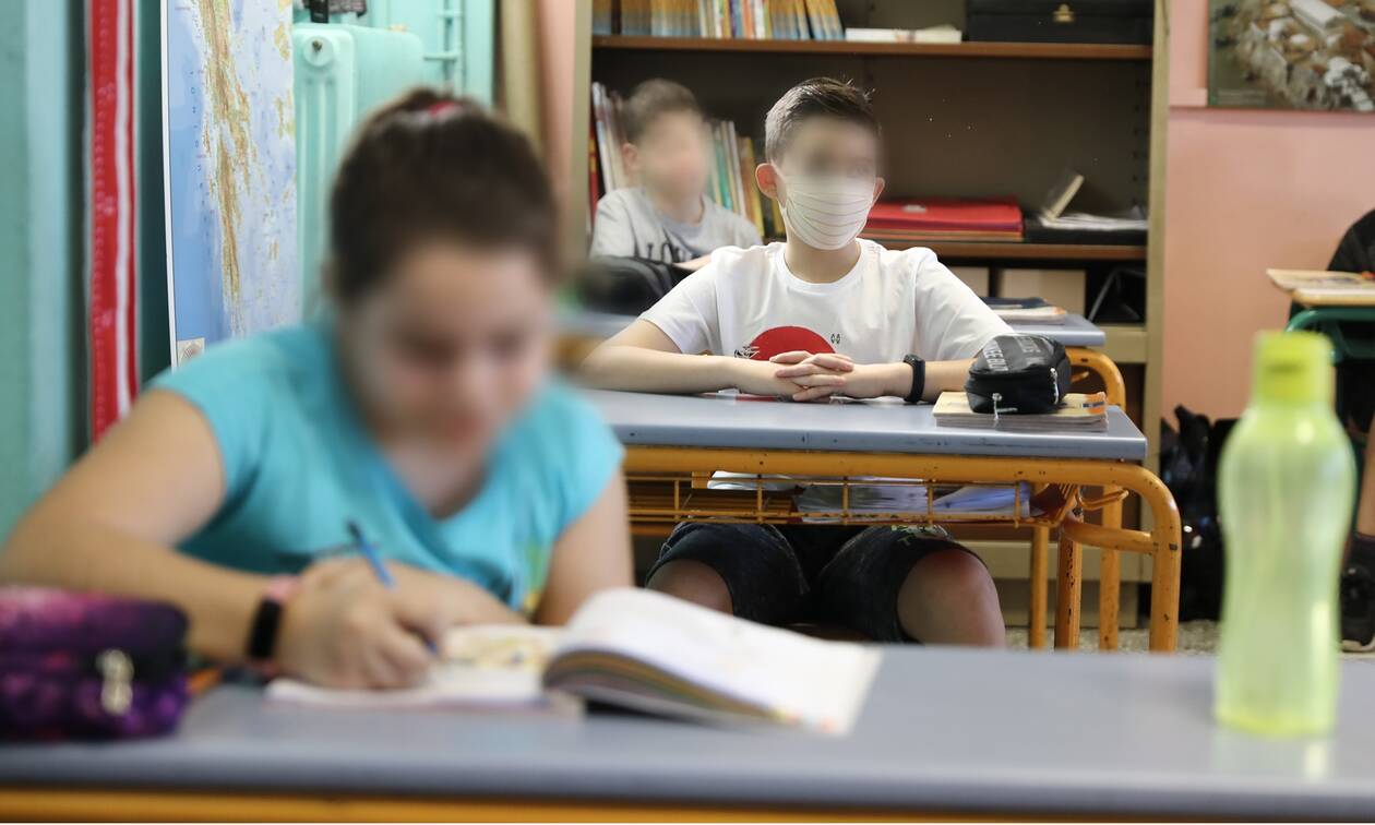 ΛΑΡΝΑΚΑ: Τρία θετικά κρούσματα σε σχολεία-Σε αυτοπεριορισμό μαθητές και καθηγητές
