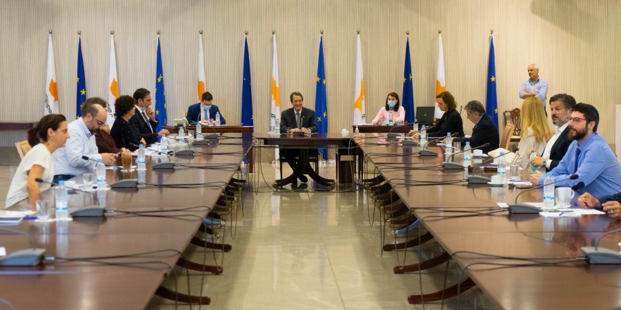 Απόψε οι ανακοινώσεις των νέων μέτρων