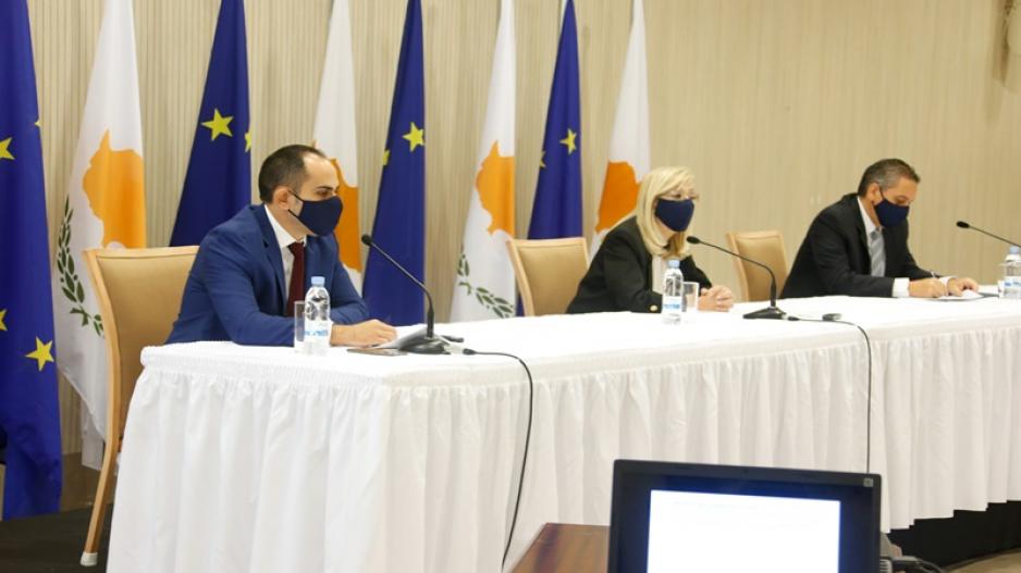 Οι διευκρινίσεις από τους Υπουργούς για τα νέα μέτρα