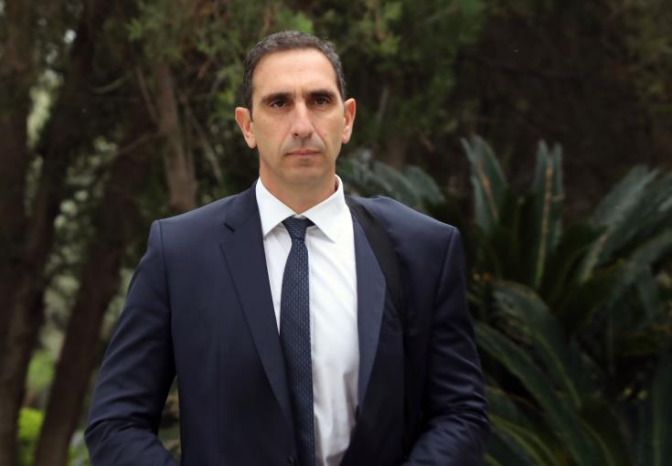 Υπ. Υγείας: Η χρήση μάσκας μειώνει τους θανάτους έως 50%