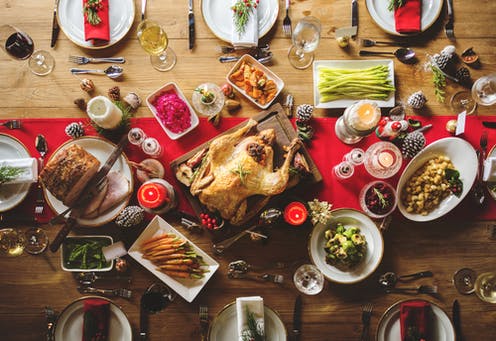5 tips για να απολαύσετε το χριστουγεννιάτικο τραπέζι χωρίς να πάρετε κιλά
