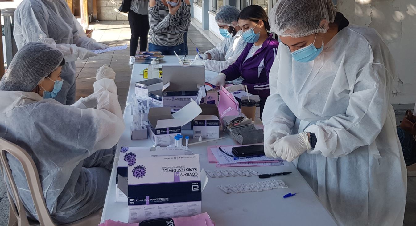 Συνεχίζεται στη Λάρνακα και ελεύθερη Αμμόχωστο δειγματοληψία για τεστ κορωνοϊού με rapid tests
