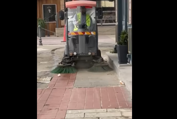 Δήμος Λάρνακας: Ενισχύει τις προσπάθειες για καθαρισμό της πόλης (ΒΙΝΤΕΟ)