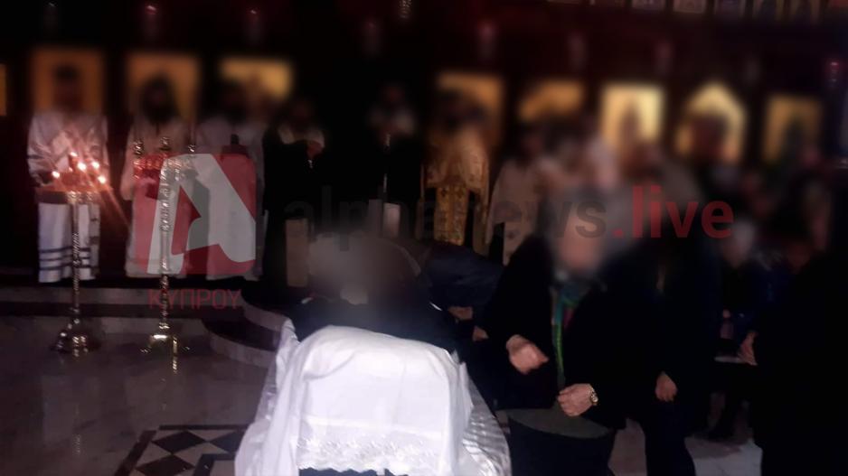 Είκοσι και πλέον πιστοί ανακρίθηκαν από τις Αρχές για την κηδεία στο Αβδελλερό