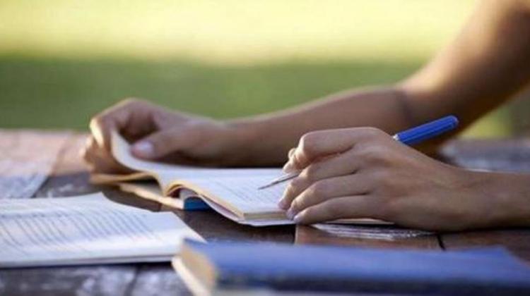 Παράταση ηλεκτρονικής υποβολής αιτήσεων για συμμετοχή στις Παγκύπριες Εξετάσεις 2021