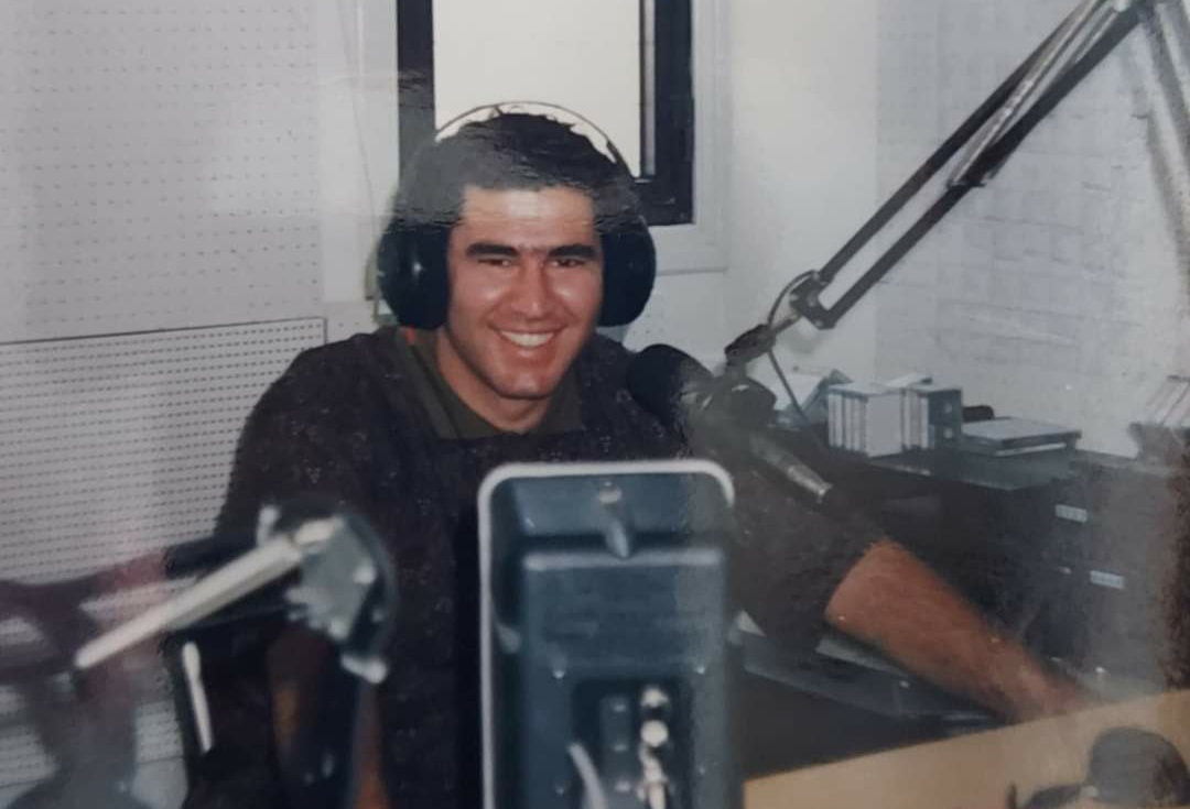 Ο Ανδρέας Ανδρέου πηγαίνει πίσω στο 1991-“Σταθερή η αγάπη μου για το ραδιόφωνο”