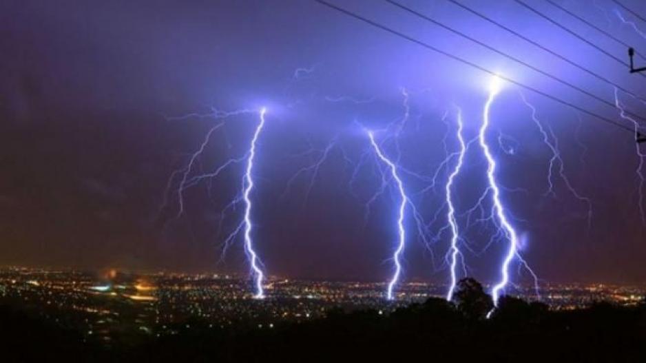 Κίτρινη Προειδοποίηση για ισχυρές καταιγίδες και χαλάζι