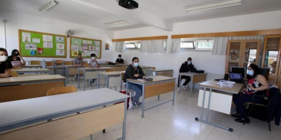 Πολυβίου: «Όλα κυλούν ομαλά στα σχολεία»